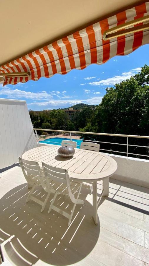Charming Studio With Pool In Saint Tropez Apartment Exterior photo